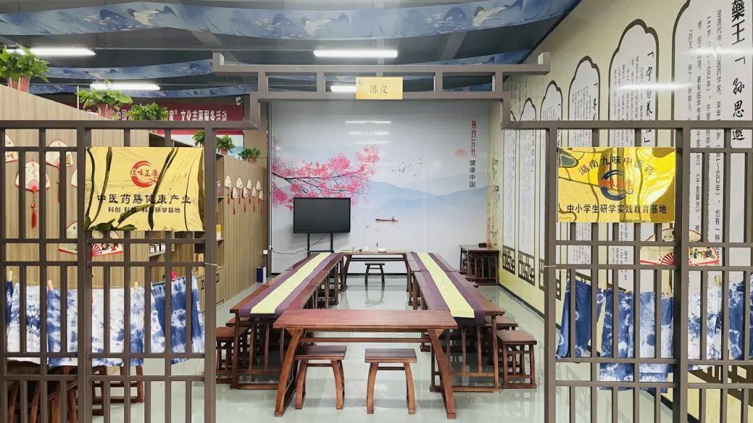 種下梧桐樹(shù)，引得鳳凰來(lái)